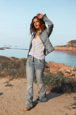 Denim Jeans - Flared - Ruffled