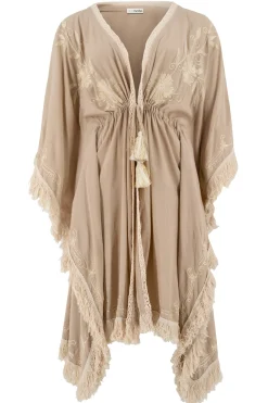 Kimono court à franges Kyra Powder