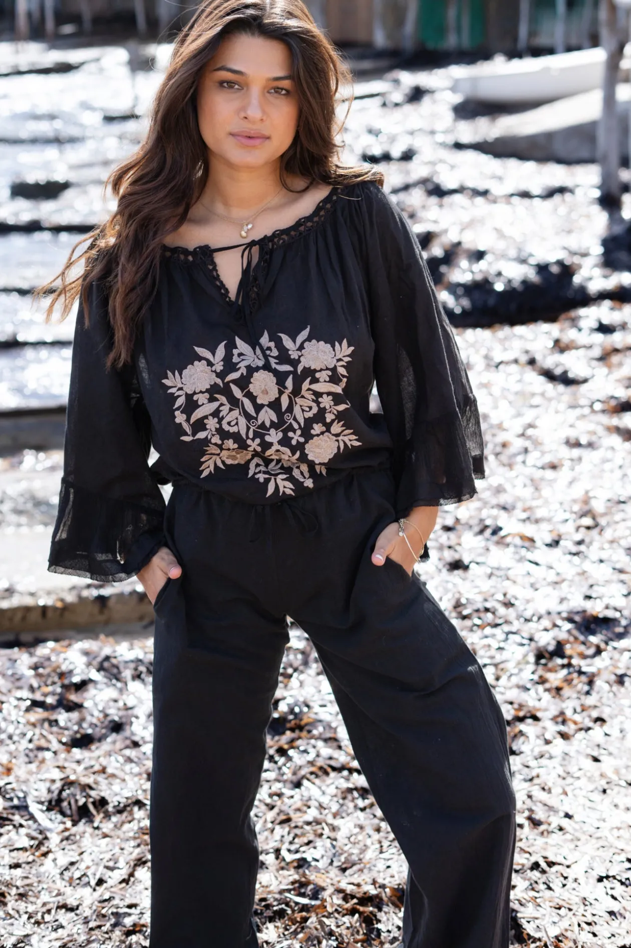 Pantalon Agar Bordado Noir