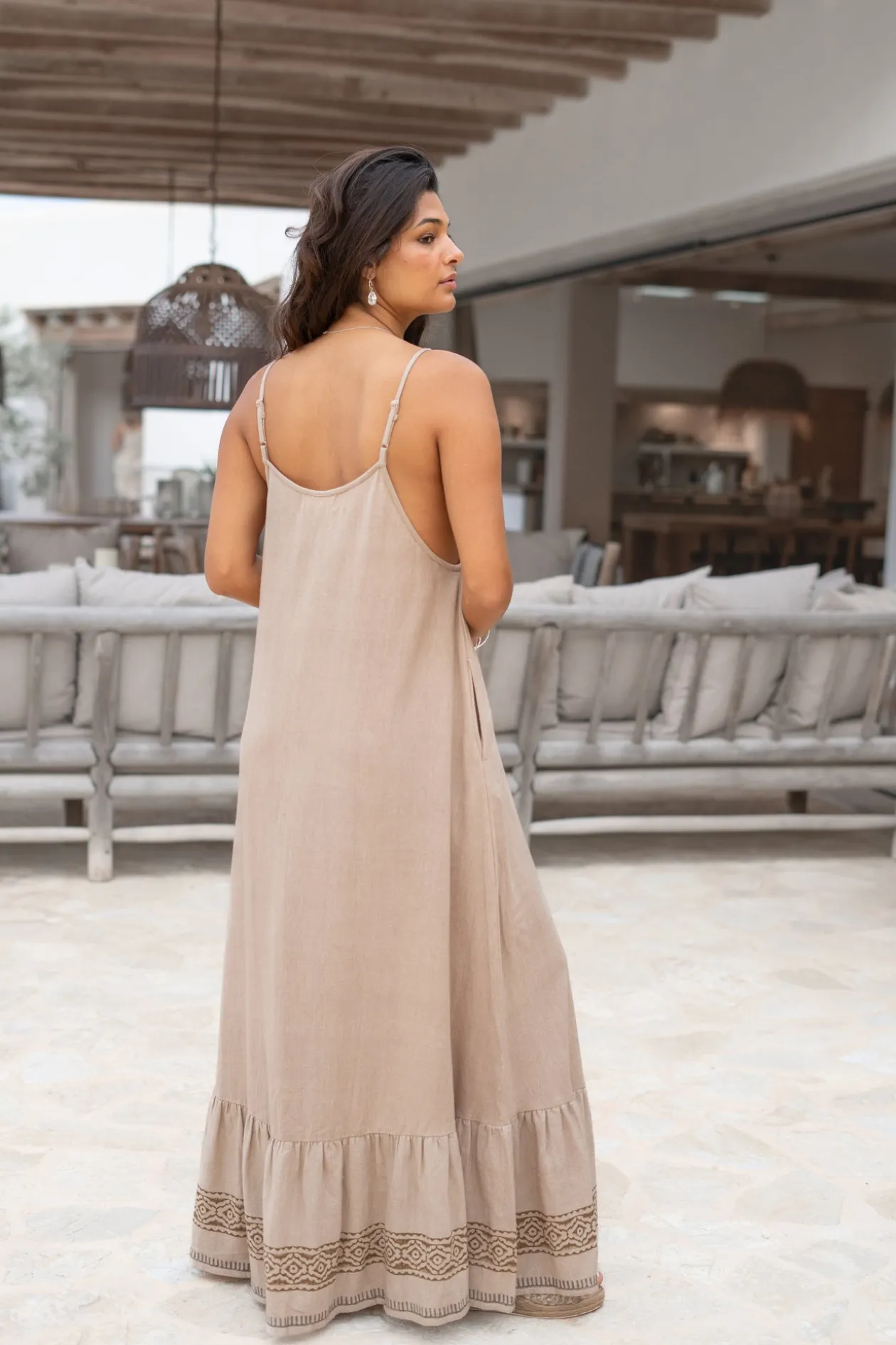 Robe à bretelles Royal Scorva Sand