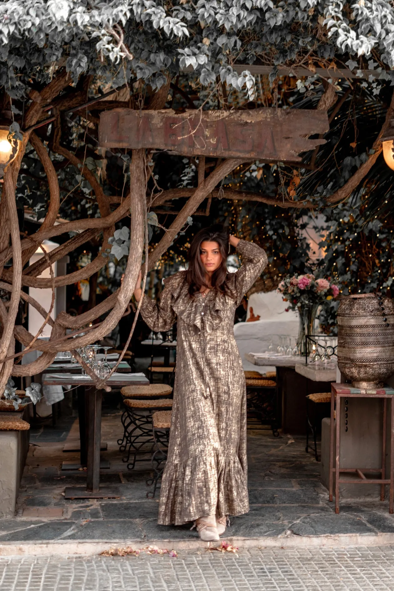 Robe longue à volants Sparkle Taupe Gold