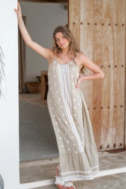 Robe Mina Sand
