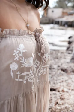 Robe Peralta Bordado Light Taupe