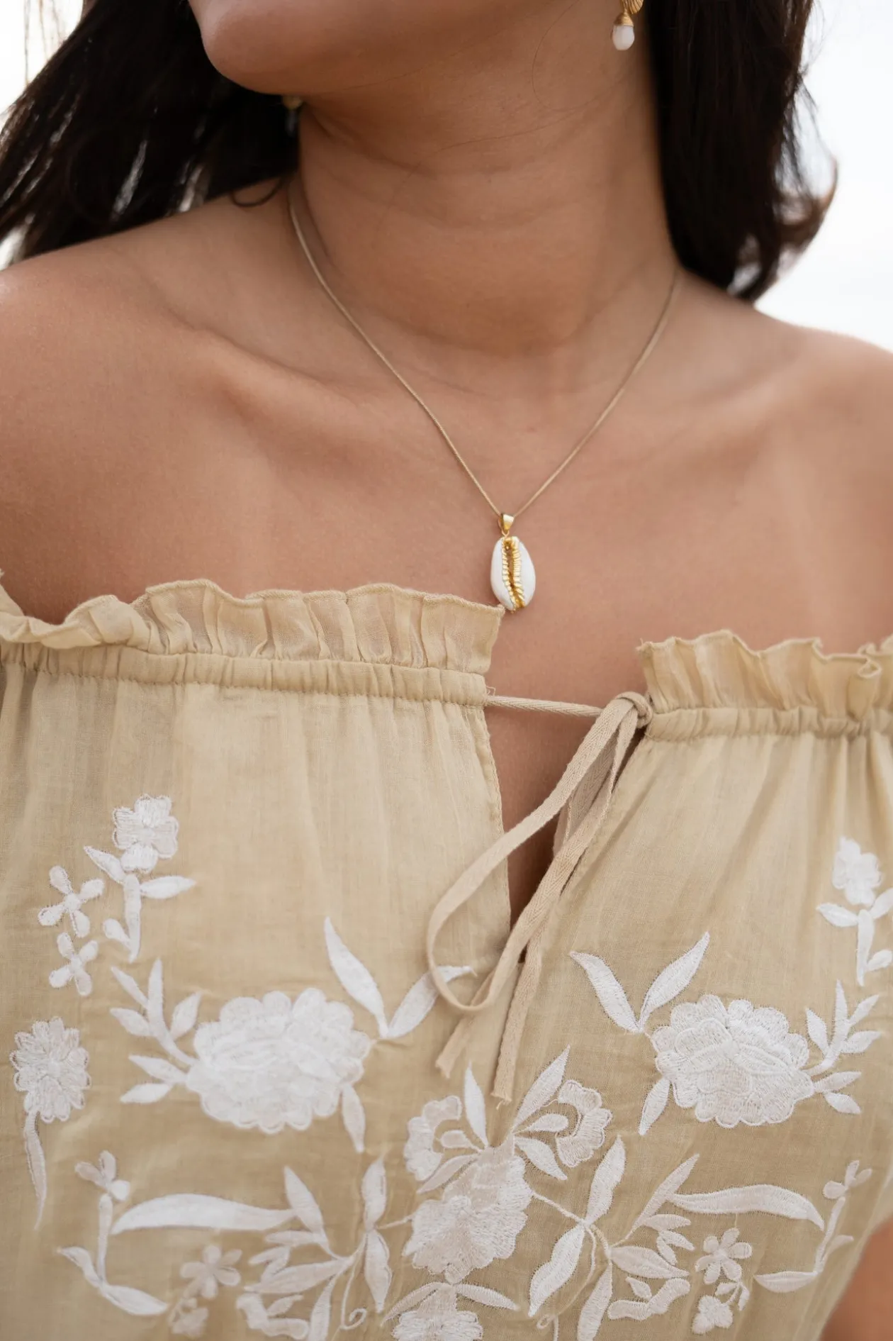 Robe Peralta Bordado Sand
