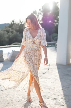 Robe Santi Paisley Sand