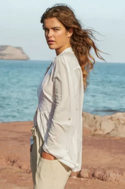 Short Blouse
