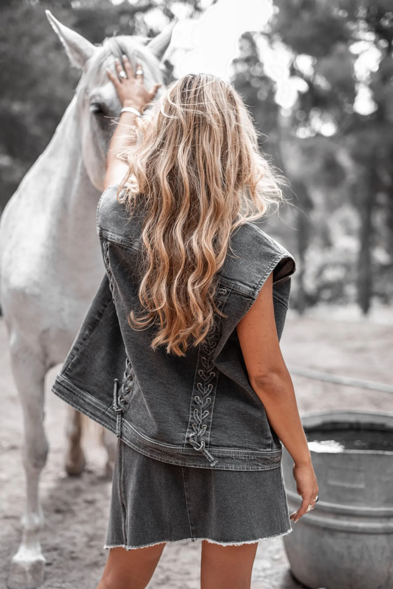 The Muse Denim Gael Gilet Stone Grey