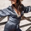 Top cache-cœur en satin Noor